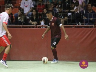 
<a style='margin-left: 5px;' class='btn btn-xs btn-social btn-facebook' href='https://www.facebook.com/sharer/sharer.php?u=https://www.boladovale.com.br/imgs/800-800-90/conteudo/fotos/1715/img2790.jpg' rel='popup' data-width='500' data-height='400'><i class='fa fa-facebook'></i>Compartilhar <span class='hidden-xs'>no Facebook</span>
</a> 
<a class='btn btn-default btn-xs' target='_blank' href='imgs/800-800-90/conteudo/fotos/1715/img2790.jpg'>
<span class='glyphicon glyphicon-cloud-download'></span> Salvar
</a> 
<span></span>