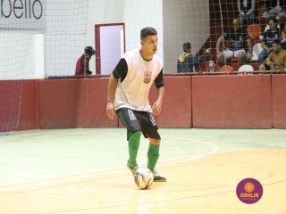 
<a style='margin-left: 5px;' class='btn btn-xs btn-social btn-facebook' href='https://www.facebook.com/sharer/sharer.php?u=https://www.boladovale.com.br/imgs/800-800-90/conteudo/fotos/1716/img2855.jpg' rel='popup' data-width='500' data-height='400'><i class='fa fa-facebook'></i>Compartilhar <span class='hidden-xs'>no Facebook</span>
</a> 
<a class='btn btn-default btn-xs' target='_blank' href='imgs/800-800-90/conteudo/fotos/1716/img2855.jpg'>
<span class='glyphicon glyphicon-cloud-download'></span> Salvar
</a> 
<span></span>