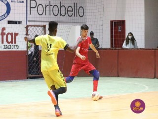 
<a style='margin-left: 5px;' class='btn btn-xs btn-social btn-facebook' href='https://www.facebook.com/sharer/sharer.php?u=https://www.boladovale.com.br/imgs/800-800-90/conteudo/fotos/1717/img2903.jpg' rel='popup' data-width='500' data-height='400'><i class='fa fa-facebook'></i>Compartilhar <span class='hidden-xs'>no Facebook</span>
</a> 
<a class='btn btn-default btn-xs' target='_blank' href='imgs/800-800-90/conteudo/fotos/1717/img2903.jpg'>
<span class='glyphicon glyphicon-cloud-download'></span> Salvar
</a> 
<span></span>