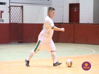 
<a style='margin-left: 5px;' class='btn btn-xs btn-social btn-facebook' href='https://www.facebook.com/sharer/sharer.php?u=https://www.boladovale.com.br/imgs/800-800-90/conteudo/fotos/1717/img2909.jpg' rel='popup' data-width='500' data-height='400'><i class='fa fa-facebook'></i>Compartilhar <span class='hidden-xs'>no Facebook</span>
</a> 
<a class='btn btn-default btn-xs' target='_blank' href='imgs/800-800-90/conteudo/fotos/1717/img2909.jpg'>
<span class='glyphicon glyphicon-cloud-download'></span> Salvar
</a> 
<span></span>