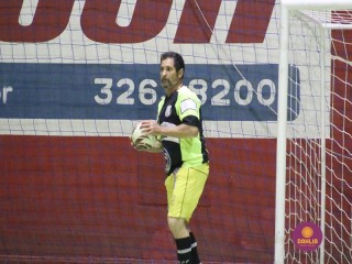
<a style='margin-left: 5px;' class='btn btn-xs btn-social btn-facebook' href='https://www.facebook.com/sharer/sharer.php?u=https://www.boladovale.com.br/imgs/800-800-90/conteudo/fotos/1718/img2939.jpg' rel='popup' data-width='500' data-height='400'><i class='fa fa-facebook'></i>Compartilhar <span class='hidden-xs'>no Facebook</span>
</a> 
<a class='btn btn-default btn-xs' target='_blank' href='imgs/800-800-90/conteudo/fotos/1718/img2939.jpg'>
<span class='glyphicon glyphicon-cloud-download'></span> Salvar
</a> 
<span></span>
