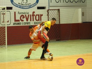 
<a style='margin-left: 5px;' class='btn btn-xs btn-social btn-facebook' href='https://www.facebook.com/sharer/sharer.php?u=https://www.boladovale.com.br/imgs/800-800-90/conteudo/fotos/1719/img7543.jpg' rel='popup' data-width='500' data-height='400'><i class='fa fa-facebook'></i>Compartilhar <span class='hidden-xs'>no Facebook</span>
</a> 
<a class='btn btn-default btn-xs' target='_blank' href='imgs/800-800-90/conteudo/fotos/1719/img7543.jpg'>
<span class='glyphicon glyphicon-cloud-download'></span> Salvar
</a> 
<span></span>