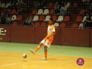 
<a style='margin-left: 5px;' class='btn btn-xs btn-social btn-facebook' href='https://www.facebook.com/sharer/sharer.php?u=https://www.boladovale.com.br/imgs/800-800-90/conteudo/fotos/1719/img7547.jpg' rel='popup' data-width='500' data-height='400'><i class='fa fa-facebook'></i>Compartilhar <span class='hidden-xs'>no Facebook</span>
</a> 
<a class='btn btn-default btn-xs' target='_blank' href='imgs/800-800-90/conteudo/fotos/1719/img7547.jpg'>
<span class='glyphicon glyphicon-cloud-download'></span> Salvar
</a> 
<span></span>