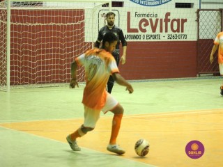 
<a style='margin-left: 5px;' class='btn btn-xs btn-social btn-facebook' href='https://www.facebook.com/sharer/sharer.php?u=https://www.boladovale.com.br/imgs/800-800-90/conteudo/fotos/1719/img7574.jpg' rel='popup' data-width='500' data-height='400'><i class='fa fa-facebook'></i>Compartilhar <span class='hidden-xs'>no Facebook</span>
</a> 
<a class='btn btn-default btn-xs' target='_blank' href='imgs/800-800-90/conteudo/fotos/1719/img7574.jpg'>
<span class='glyphicon glyphicon-cloud-download'></span> Salvar
</a> 
<span></span>