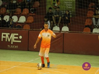 
<a style='margin-left: 5px;' class='btn btn-xs btn-social btn-facebook' href='https://www.facebook.com/sharer/sharer.php?u=https://www.boladovale.com.br/imgs/800-800-90/conteudo/fotos/1719/img7578.jpg' rel='popup' data-width='500' data-height='400'><i class='fa fa-facebook'></i>Compartilhar <span class='hidden-xs'>no Facebook</span>
</a> 
<a class='btn btn-default btn-xs' target='_blank' href='imgs/800-800-90/conteudo/fotos/1719/img7578.jpg'>
<span class='glyphicon glyphicon-cloud-download'></span> Salvar
</a> 
<span></span>