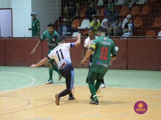 
<a style='margin-left: 5px;' class='btn btn-xs btn-social btn-facebook' href='https://www.facebook.com/sharer/sharer.php?u=https://www.boladovale.com.br/imgs/800-800-90/conteudo/fotos/1720/img3055.jpg' rel='popup' data-width='500' data-height='400'><i class='fa fa-facebook'></i>Compartilhar <span class='hidden-xs'>no Facebook</span>
</a> 
<a class='btn btn-default btn-xs' target='_blank' href='imgs/800-800-90/conteudo/fotos/1720/img3055.jpg'>
<span class='glyphicon glyphicon-cloud-download'></span> Salvar
</a> 
<span></span>