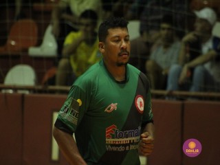 
<a style='margin-left: 5px;' class='btn btn-xs btn-social btn-facebook' href='https://www.facebook.com/sharer/sharer.php?u=https://www.boladovale.com.br/imgs/800-800-90/conteudo/fotos/1720/img7605.jpg' rel='popup' data-width='500' data-height='400'><i class='fa fa-facebook'></i>Compartilhar <span class='hidden-xs'>no Facebook</span>
</a> 
<a class='btn btn-default btn-xs' target='_blank' href='imgs/800-800-90/conteudo/fotos/1720/img7605.jpg'>
<span class='glyphicon glyphicon-cloud-download'></span> Salvar
</a> 
<span></span>