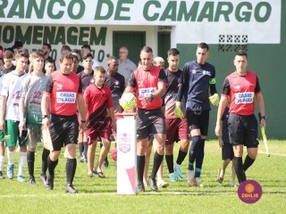 
<a style='margin-left: 5px;' class='btn btn-xs btn-social btn-facebook' href='https://www.facebook.com/sharer/sharer.php?u=https://www.boladovale.com.br/imgs/800-800-90/conteudo/fotos/1722/img7656.jpg' rel='popup' data-width='500' data-height='400'><i class='fa fa-facebook'></i>Compartilhar <span class='hidden-xs'>no Facebook</span>
</a> 
<a class='btn btn-default btn-xs' target='_blank' href='imgs/800-800-90/conteudo/fotos/1722/img7656.jpg'>
<span class='glyphicon glyphicon-cloud-download'></span> Salvar
</a> 
<span></span>