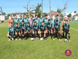 
<a style='margin-left: 5px;' class='btn btn-xs btn-social btn-facebook' href='https://www.facebook.com/sharer/sharer.php?u=https://www.boladovale.com.br/imgs/800-800-90/conteudo/fotos/1723/img7724.jpg' rel='popup' data-width='500' data-height='400'><i class='fa fa-facebook'></i>Compartilhar <span class='hidden-xs'>no Facebook</span>
</a> 
<a class='btn btn-default btn-xs' target='_blank' href='imgs/800-800-90/conteudo/fotos/1723/img7724.jpg'>
<span class='glyphicon glyphicon-cloud-download'></span> Salvar
</a> 
<span></span>