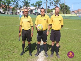 
<a style='margin-left: 5px;' class='btn btn-xs btn-social btn-facebook' href='https://www.facebook.com/sharer/sharer.php?u=https://www.boladovale.com.br/imgs/800-800-90/conteudo/fotos/1723/img7729.jpg' rel='popup' data-width='500' data-height='400'><i class='fa fa-facebook'></i>Compartilhar <span class='hidden-xs'>no Facebook</span>
</a> 
<a class='btn btn-default btn-xs' target='_blank' href='imgs/800-800-90/conteudo/fotos/1723/img7729.jpg'>
<span class='glyphicon glyphicon-cloud-download'></span> Salvar
</a> 
<span></span>