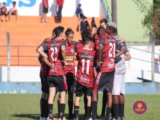 
<a style='margin-left: 5px;' class='btn btn-xs btn-social btn-facebook' href='https://www.facebook.com/sharer/sharer.php?u=https://www.boladovale.com.br/imgs/800-800-90/conteudo/fotos/1724/img3632.jpg' rel='popup' data-width='500' data-height='400'><i class='fa fa-facebook'></i>Compartilhar <span class='hidden-xs'>no Facebook</span>
</a> 
<a class='btn btn-default btn-xs' target='_blank' href='imgs/800-800-90/conteudo/fotos/1724/img3632.jpg'>
<span class='glyphicon glyphicon-cloud-download'></span> Salvar
</a> 
<span></span>