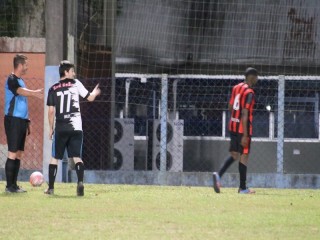 
<a style='margin-left: 5px;' class='btn btn-xs btn-social btn-facebook' href='https://www.facebook.com/sharer/sharer.php?u=https://www.boladovale.com.br/imgs/800-800-90/conteudo/fotos/1726/img0238.jpg' rel='popup' data-width='500' data-height='400'><i class='fa fa-facebook'></i>Compartilhar <span class='hidden-xs'>no Facebook</span>
</a> 
<a class='btn btn-default btn-xs' target='_blank' href='imgs/800-800-90/conteudo/fotos/1726/img0238.jpg'>
<span class='glyphicon glyphicon-cloud-download'></span> Salvar
</a> 
<span></span>