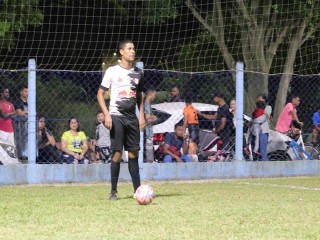 
<a style='margin-left: 5px;' class='btn btn-xs btn-social btn-facebook' href='https://www.facebook.com/sharer/sharer.php?u=https://www.boladovale.com.br/imgs/800-800-90/conteudo/fotos/1726/img0241.jpg' rel='popup' data-width='500' data-height='400'><i class='fa fa-facebook'></i>Compartilhar <span class='hidden-xs'>no Facebook</span>
</a> 
<a class='btn btn-default btn-xs' target='_blank' href='imgs/800-800-90/conteudo/fotos/1726/img0241.jpg'>
<span class='glyphicon glyphicon-cloud-download'></span> Salvar
</a> 
<span></span>