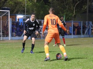
<a style='margin-left: 5px;' class='btn btn-xs btn-social btn-facebook' href='https://www.facebook.com/sharer/sharer.php?u=https://www.boladovale.com.br/imgs/800-800-90/conteudo/fotos/1726/img0283.jpg' rel='popup' data-width='500' data-height='400'><i class='fa fa-facebook'></i>Compartilhar <span class='hidden-xs'>no Facebook</span>
</a> 
<a class='btn btn-default btn-xs' target='_blank' href='imgs/800-800-90/conteudo/fotos/1726/img0283.jpg'>
<span class='glyphicon glyphicon-cloud-download'></span> Salvar
</a> 
<span></span>