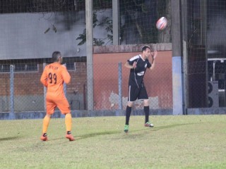 
<a style='margin-left: 5px;' class='btn btn-xs btn-social btn-facebook' href='https://www.facebook.com/sharer/sharer.php?u=https://www.boladovale.com.br/imgs/800-800-90/conteudo/fotos/1726/img0285.jpg' rel='popup' data-width='500' data-height='400'><i class='fa fa-facebook'></i>Compartilhar <span class='hidden-xs'>no Facebook</span>
</a> 
<a class='btn btn-default btn-xs' target='_blank' href='imgs/800-800-90/conteudo/fotos/1726/img0285.jpg'>
<span class='glyphicon glyphicon-cloud-download'></span> Salvar
</a> 
<span></span>