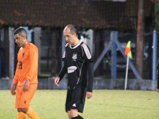 
<a style='margin-left: 5px;' class='btn btn-xs btn-social btn-facebook' href='https://www.facebook.com/sharer/sharer.php?u=https://www.boladovale.com.br/imgs/800-800-90/conteudo/fotos/1726/img0289.jpg' rel='popup' data-width='500' data-height='400'><i class='fa fa-facebook'></i>Compartilhar <span class='hidden-xs'>no Facebook</span>
</a> 
<a class='btn btn-default btn-xs' target='_blank' href='imgs/800-800-90/conteudo/fotos/1726/img0289.jpg'>
<span class='glyphicon glyphicon-cloud-download'></span> Salvar
</a> 
<span></span>