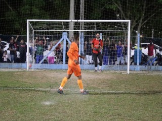 
<a style='margin-left: 5px;' class='btn btn-xs btn-social btn-facebook' href='https://www.facebook.com/sharer/sharer.php?u=https://www.boladovale.com.br/imgs/800-800-90/conteudo/fotos/1726/img0455.jpg' rel='popup' data-width='500' data-height='400'><i class='fa fa-facebook'></i>Compartilhar <span class='hidden-xs'>no Facebook</span>
</a> 
<a class='btn btn-default btn-xs' target='_blank' href='imgs/800-800-90/conteudo/fotos/1726/img0455.jpg'>
<span class='glyphicon glyphicon-cloud-download'></span> Salvar
</a> 
<span></span>