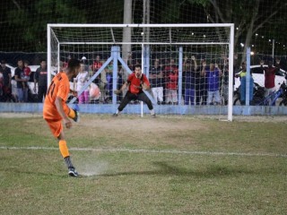 
<a style='margin-left: 5px;' class='btn btn-xs btn-social btn-facebook' href='https://www.facebook.com/sharer/sharer.php?u=https://www.boladovale.com.br/imgs/800-800-90/conteudo/fotos/1726/img0463.jpg' rel='popup' data-width='500' data-height='400'><i class='fa fa-facebook'></i>Compartilhar <span class='hidden-xs'>no Facebook</span>
</a> 
<a class='btn btn-default btn-xs' target='_blank' href='imgs/800-800-90/conteudo/fotos/1726/img0463.jpg'>
<span class='glyphicon glyphicon-cloud-download'></span> Salvar
</a> 
<span></span>