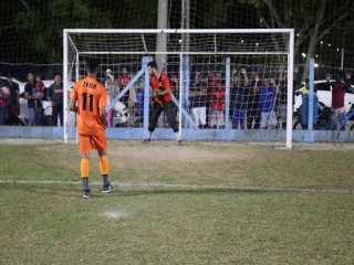 
<a style='margin-left: 5px;' class='btn btn-xs btn-social btn-facebook' href='https://www.facebook.com/sharer/sharer.php?u=https://www.boladovale.com.br/imgs/800-800-90/conteudo/fotos/1726/img0468.jpg' rel='popup' data-width='500' data-height='400'><i class='fa fa-facebook'></i>Compartilhar <span class='hidden-xs'>no Facebook</span>
</a> 
<a class='btn btn-default btn-xs' target='_blank' href='imgs/800-800-90/conteudo/fotos/1726/img0468.jpg'>
<span class='glyphicon glyphicon-cloud-download'></span> Salvar
</a> 
<span></span>