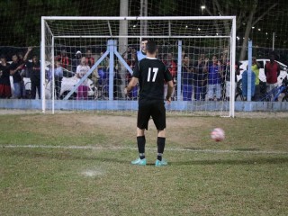 
<a style='margin-left: 5px;' class='btn btn-xs btn-social btn-facebook' href='https://www.facebook.com/sharer/sharer.php?u=https://www.boladovale.com.br/imgs/800-800-90/conteudo/fotos/1726/img0486.jpg' rel='popup' data-width='500' data-height='400'><i class='fa fa-facebook'></i>Compartilhar <span class='hidden-xs'>no Facebook</span>
</a> 
<a class='btn btn-default btn-xs' target='_blank' href='imgs/800-800-90/conteudo/fotos/1726/img0486.jpg'>
<span class='glyphicon glyphicon-cloud-download'></span> Salvar
</a> 
<span></span>