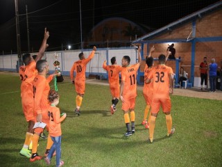 
<a style='margin-left: 5px;' class='btn btn-xs btn-social btn-facebook' href='https://www.facebook.com/sharer/sharer.php?u=https://www.boladovale.com.br/imgs/800-800-90/conteudo/fotos/1726/img0551.jpg' rel='popup' data-width='500' data-height='400'><i class='fa fa-facebook'></i>Compartilhar <span class='hidden-xs'>no Facebook</span>
</a> 
<a class='btn btn-default btn-xs' target='_blank' href='imgs/800-800-90/conteudo/fotos/1726/img0551.jpg'>
<span class='glyphicon glyphicon-cloud-download'></span> Salvar
</a> 
<span></span>