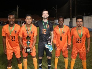 
<a style='margin-left: 5px;' class='btn btn-xs btn-social btn-facebook' href='https://www.facebook.com/sharer/sharer.php?u=https://www.boladovale.com.br/imgs/800-800-90/conteudo/fotos/1726/img0564.jpg' rel='popup' data-width='500' data-height='400'><i class='fa fa-facebook'></i>Compartilhar <span class='hidden-xs'>no Facebook</span>
</a> 
<a class='btn btn-default btn-xs' target='_blank' href='imgs/800-800-90/conteudo/fotos/1726/img0564.jpg'>
<span class='glyphicon glyphicon-cloud-download'></span> Salvar
</a> 
<span></span>