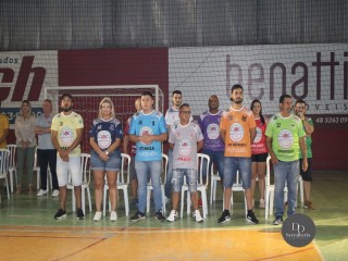 
<a style='margin-left: 5px;' class='btn btn-xs btn-social btn-facebook' href='https://www.facebook.com/sharer/sharer.php?u=https://www.boladovale.com.br/imgs/800-800-90/conteudo/fotos/1727/img7891.jpg' rel='popup' data-width='500' data-height='400'><i class='fa fa-facebook'></i>Compartilhar <span class='hidden-xs'>no Facebook</span>
</a> 
<a class='btn btn-default btn-xs' target='_blank' href='imgs/800-800-90/conteudo/fotos/1727/img7891.jpg'>
<span class='glyphicon glyphicon-cloud-download'></span> Salvar
</a> 
<span></span>