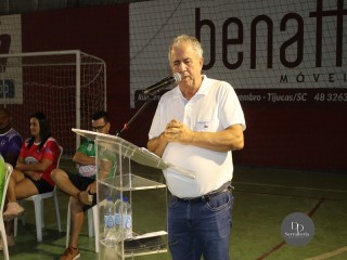 
<a style='margin-left: 5px;' class='btn btn-xs btn-social btn-facebook' href='https://www.facebook.com/sharer/sharer.php?u=https://www.boladovale.com.br/imgs/800-800-90/conteudo/fotos/1727/img7958.jpg' rel='popup' data-width='500' data-height='400'><i class='fa fa-facebook'></i>Compartilhar <span class='hidden-xs'>no Facebook</span>
</a> 
<a class='btn btn-default btn-xs' target='_blank' href='imgs/800-800-90/conteudo/fotos/1727/img7958.jpg'>
<span class='glyphicon glyphicon-cloud-download'></span> Salvar
</a> 
<span></span>