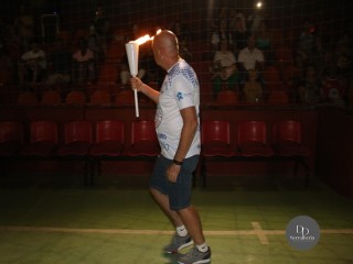 
<a style='margin-left: 5px;' class='btn btn-xs btn-social btn-facebook' href='https://www.facebook.com/sharer/sharer.php?u=https://www.boladovale.com.br/imgs/800-800-90/conteudo/fotos/1727/img7967.jpg' rel='popup' data-width='500' data-height='400'><i class='fa fa-facebook'></i>Compartilhar <span class='hidden-xs'>no Facebook</span>
</a> 
<a class='btn btn-default btn-xs' target='_blank' href='imgs/800-800-90/conteudo/fotos/1727/img7967.jpg'>
<span class='glyphicon glyphicon-cloud-download'></span> Salvar
</a> 
<span></span>