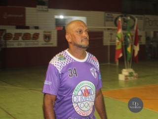 
<a style='margin-left: 5px;' class='btn btn-xs btn-social btn-facebook' href='https://www.facebook.com/sharer/sharer.php?u=https://www.boladovale.com.br/imgs/800-800-90/conteudo/fotos/1727/img9084.jpg' rel='popup' data-width='500' data-height='400'><i class='fa fa-facebook'></i>Compartilhar <span class='hidden-xs'>no Facebook</span>
</a> 
<a class='btn btn-default btn-xs' target='_blank' href='imgs/800-800-90/conteudo/fotos/1727/img9084.jpg'>
<span class='glyphicon glyphicon-cloud-download'></span> Salvar
</a> 
<span></span>
