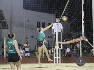 
<a style='margin-left: 5px;' class='btn btn-xs btn-social btn-facebook' href='https://www.facebook.com/sharer/sharer.php?u=https://www.boladovale.com.br/imgs/800-800-90/conteudo/fotos/1728/img8003.jpg' rel='popup' data-width='500' data-height='400'><i class='fa fa-facebook'></i>Compartilhar <span class='hidden-xs'>no Facebook</span>
</a> 
<a class='btn btn-default btn-xs' target='_blank' href='imgs/800-800-90/conteudo/fotos/1728/img8003.jpg'>
<span class='glyphicon glyphicon-cloud-download'></span> Salvar
</a> 
<span></span>