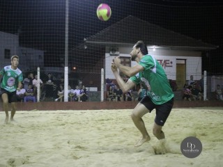 
<a style='margin-left: 5px;' class='btn btn-xs btn-social btn-facebook' href='https://www.facebook.com/sharer/sharer.php?u=https://www.boladovale.com.br/imgs/800-800-90/conteudo/fotos/1728/img8024.jpg' rel='popup' data-width='500' data-height='400'><i class='fa fa-facebook'></i>Compartilhar <span class='hidden-xs'>no Facebook</span>
</a> 
<a class='btn btn-default btn-xs' target='_blank' href='imgs/800-800-90/conteudo/fotos/1728/img8024.jpg'>
<span class='glyphicon glyphicon-cloud-download'></span> Salvar
</a> 
<span></span>