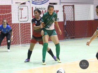 
<a style='margin-left: 5px;' class='btn btn-xs btn-social btn-facebook' href='https://www.facebook.com/sharer/sharer.php?u=https://www.boladovale.com.br/imgs/800-800-90/conteudo/fotos/1729/img8051.jpg' rel='popup' data-width='500' data-height='400'><i class='fa fa-facebook'></i>Compartilhar <span class='hidden-xs'>no Facebook</span>
</a> 
<a class='btn btn-default btn-xs' target='_blank' href='imgs/800-800-90/conteudo/fotos/1729/img8051.jpg'>
<span class='glyphicon glyphicon-cloud-download'></span> Salvar
</a> 
<span></span>