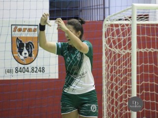 
<a style='margin-left: 5px;' class='btn btn-xs btn-social btn-facebook' href='https://www.facebook.com/sharer/sharer.php?u=https://www.boladovale.com.br/imgs/800-800-90/conteudo/fotos/1729/img9163.jpg' rel='popup' data-width='500' data-height='400'><i class='fa fa-facebook'></i>Compartilhar <span class='hidden-xs'>no Facebook</span>
</a> 
<a class='btn btn-default btn-xs' target='_blank' href='imgs/800-800-90/conteudo/fotos/1729/img9163.jpg'>
<span class='glyphicon glyphicon-cloud-download'></span> Salvar
</a> 
<span></span>