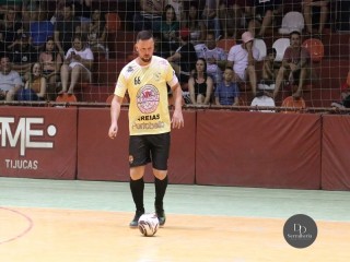 
<a style='margin-left: 5px;' class='btn btn-xs btn-social btn-facebook' href='https://www.facebook.com/sharer/sharer.php?u=https://www.boladovale.com.br/imgs/800-800-90/conteudo/fotos/1730/img8086.jpg' rel='popup' data-width='500' data-height='400'><i class='fa fa-facebook'></i>Compartilhar <span class='hidden-xs'>no Facebook</span>
</a> 
<a class='btn btn-default btn-xs' target='_blank' href='imgs/800-800-90/conteudo/fotos/1730/img8086.jpg'>
<span class='glyphicon glyphicon-cloud-download'></span> Salvar
</a> 
<span></span>