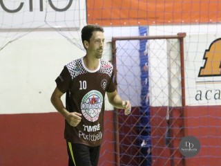 
<a style='margin-left: 5px;' class='btn btn-xs btn-social btn-facebook' href='https://www.facebook.com/sharer/sharer.php?u=https://www.boladovale.com.br/imgs/800-800-90/conteudo/fotos/1730/img8092.jpg' rel='popup' data-width='500' data-height='400'><i class='fa fa-facebook'></i>Compartilhar <span class='hidden-xs'>no Facebook</span>
</a> 
<a class='btn btn-default btn-xs' target='_blank' href='imgs/800-800-90/conteudo/fotos/1730/img8092.jpg'>
<span class='glyphicon glyphicon-cloud-download'></span> Salvar
</a> 
<span></span>