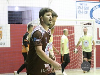
<a style='margin-left: 5px;' class='btn btn-xs btn-social btn-facebook' href='https://www.facebook.com/sharer/sharer.php?u=https://www.boladovale.com.br/imgs/800-800-90/conteudo/fotos/1730/img8094.jpg' rel='popup' data-width='500' data-height='400'><i class='fa fa-facebook'></i>Compartilhar <span class='hidden-xs'>no Facebook</span>
</a> 
<a class='btn btn-default btn-xs' target='_blank' href='imgs/800-800-90/conteudo/fotos/1730/img8094.jpg'>
<span class='glyphicon glyphicon-cloud-download'></span> Salvar
</a> 
<span></span>