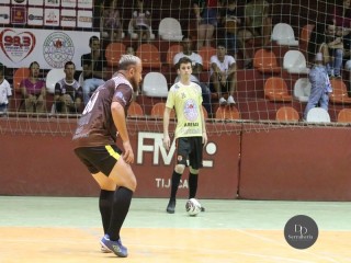 
<a style='margin-left: 5px;' class='btn btn-xs btn-social btn-facebook' href='https://www.facebook.com/sharer/sharer.php?u=https://www.boladovale.com.br/imgs/800-800-90/conteudo/fotos/1730/img8116.jpg' rel='popup' data-width='500' data-height='400'><i class='fa fa-facebook'></i>Compartilhar <span class='hidden-xs'>no Facebook</span>
</a> 
<a class='btn btn-default btn-xs' target='_blank' href='imgs/800-800-90/conteudo/fotos/1730/img8116.jpg'>
<span class='glyphicon glyphicon-cloud-download'></span> Salvar
</a> 
<span></span>