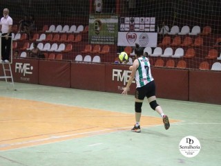 
<a style='margin-left: 5px;' class='btn btn-xs btn-social btn-facebook' href='https://www.facebook.com/sharer/sharer.php?u=https://www.boladovale.com.br/imgs/800-800-90/conteudo/fotos/1731/img8313.jpg' rel='popup' data-width='500' data-height='400'><i class='fa fa-facebook'></i>Compartilhar <span class='hidden-xs'>no Facebook</span>
</a> 
<a class='btn btn-default btn-xs' target='_blank' href='imgs/800-800-90/conteudo/fotos/1731/img8313.jpg'>
<span class='glyphicon glyphicon-cloud-download'></span> Salvar
</a> 
<span></span>