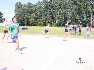 
<a style='margin-left: 5px;' class='btn btn-xs btn-social btn-facebook' href='https://www.facebook.com/sharer/sharer.php?u=https://www.boladovale.com.br/imgs/800-800-90/conteudo/fotos/1733/img8891.jpg' rel='popup' data-width='500' data-height='400'><i class='fa fa-facebook'></i>Compartilhar <span class='hidden-xs'>no Facebook</span>
</a> 
<a class='btn btn-default btn-xs' target='_blank' href='imgs/800-800-90/conteudo/fotos/1733/img8891.jpg'>
<span class='glyphicon glyphicon-cloud-download'></span> Salvar
</a> 
<span></span>