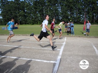 
<a style='margin-left: 5px;' class='btn btn-xs btn-social btn-facebook' href='https://www.facebook.com/sharer/sharer.php?u=https://www.boladovale.com.br/imgs/800-800-90/conteudo/fotos/1734/img8474.jpg' rel='popup' data-width='500' data-height='400'><i class='fa fa-facebook'></i>Compartilhar <span class='hidden-xs'>no Facebook</span>
</a> 
<a class='btn btn-default btn-xs' target='_blank' href='imgs/800-800-90/conteudo/fotos/1734/img8474.jpg'>
<span class='glyphicon glyphicon-cloud-download'></span> Salvar
</a> 
<span></span>