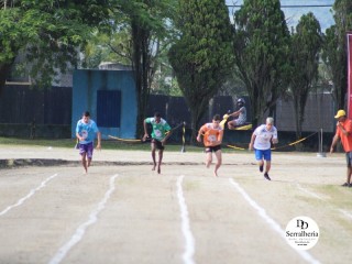 
<a style='margin-left: 5px;' class='btn btn-xs btn-social btn-facebook' href='https://www.facebook.com/sharer/sharer.php?u=https://www.boladovale.com.br/imgs/800-800-90/conteudo/fotos/1734/img9231.jpg' rel='popup' data-width='500' data-height='400'><i class='fa fa-facebook'></i>Compartilhar <span class='hidden-xs'>no Facebook</span>
</a> 
<a class='btn btn-default btn-xs' target='_blank' href='imgs/800-800-90/conteudo/fotos/1734/img9231.jpg'>
<span class='glyphicon glyphicon-cloud-download'></span> Salvar
</a> 
<span></span>