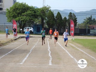 
<a style='margin-left: 5px;' class='btn btn-xs btn-social btn-facebook' href='https://www.facebook.com/sharer/sharer.php?u=https://www.boladovale.com.br/imgs/800-800-90/conteudo/fotos/1734/img9234.jpg' rel='popup' data-width='500' data-height='400'><i class='fa fa-facebook'></i>Compartilhar <span class='hidden-xs'>no Facebook</span>
</a> 
<a class='btn btn-default btn-xs' target='_blank' href='imgs/800-800-90/conteudo/fotos/1734/img9234.jpg'>
<span class='glyphicon glyphicon-cloud-download'></span> Salvar
</a> 
<span></span>