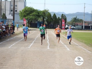 
<a style='margin-left: 5px;' class='btn btn-xs btn-social btn-facebook' href='https://www.facebook.com/sharer/sharer.php?u=https://www.boladovale.com.br/imgs/800-800-90/conteudo/fotos/1734/img9237.jpg' rel='popup' data-width='500' data-height='400'><i class='fa fa-facebook'></i>Compartilhar <span class='hidden-xs'>no Facebook</span>
</a> 
<a class='btn btn-default btn-xs' target='_blank' href='imgs/800-800-90/conteudo/fotos/1734/img9237.jpg'>
<span class='glyphicon glyphicon-cloud-download'></span> Salvar
</a> 
<span></span>