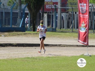 
<a style='margin-left: 5px;' class='btn btn-xs btn-social btn-facebook' href='https://www.facebook.com/sharer/sharer.php?u=https://www.boladovale.com.br/imgs/800-800-90/conteudo/fotos/1735/img9251.jpg' rel='popup' data-width='500' data-height='400'><i class='fa fa-facebook'></i>Compartilhar <span class='hidden-xs'>no Facebook</span>
</a> 
<a class='btn btn-default btn-xs' target='_blank' href='imgs/800-800-90/conteudo/fotos/1735/img9251.jpg'>
<span class='glyphicon glyphicon-cloud-download'></span> Salvar
</a> 
<span></span>