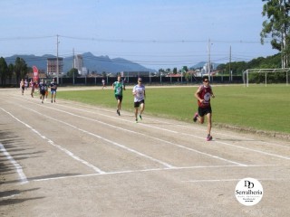 
<a style='margin-left: 5px;' class='btn btn-xs btn-social btn-facebook' href='https://www.facebook.com/sharer/sharer.php?u=https://www.boladovale.com.br/imgs/800-800-90/conteudo/fotos/1736/img8582.jpg' rel='popup' data-width='500' data-height='400'><i class='fa fa-facebook'></i>Compartilhar <span class='hidden-xs'>no Facebook</span>
</a> 
<a class='btn btn-default btn-xs' target='_blank' href='imgs/800-800-90/conteudo/fotos/1736/img8582.jpg'>
<span class='glyphicon glyphicon-cloud-download'></span> Salvar
</a> 
<span></span>