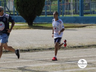 
<a style='margin-left: 5px;' class='btn btn-xs btn-social btn-facebook' href='https://www.facebook.com/sharer/sharer.php?u=https://www.boladovale.com.br/imgs/800-800-90/conteudo/fotos/1736/img9333.jpg' rel='popup' data-width='500' data-height='400'><i class='fa fa-facebook'></i>Compartilhar <span class='hidden-xs'>no Facebook</span>
</a> 
<a class='btn btn-default btn-xs' target='_blank' href='imgs/800-800-90/conteudo/fotos/1736/img9333.jpg'>
<span class='glyphicon glyphicon-cloud-download'></span> Salvar
</a> 
<span></span>