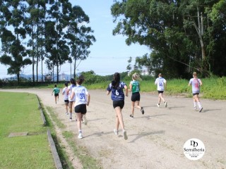 
<a style='margin-left: 5px;' class='btn btn-xs btn-social btn-facebook' href='https://www.facebook.com/sharer/sharer.php?u=https://www.boladovale.com.br/imgs/800-800-90/conteudo/fotos/1737/img8633.jpg' rel='popup' data-width='500' data-height='400'><i class='fa fa-facebook'></i>Compartilhar <span class='hidden-xs'>no Facebook</span>
</a> 
<a class='btn btn-default btn-xs' target='_blank' href='imgs/800-800-90/conteudo/fotos/1737/img8633.jpg'>
<span class='glyphicon glyphicon-cloud-download'></span> Salvar
</a> 
<span></span>