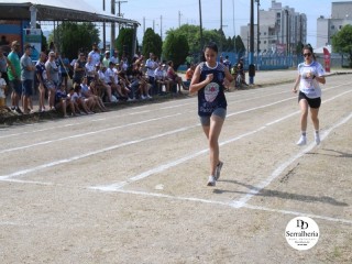 
<a style='margin-left: 5px;' class='btn btn-xs btn-social btn-facebook' href='https://www.facebook.com/sharer/sharer.php?u=https://www.boladovale.com.br/imgs/800-800-90/conteudo/fotos/1737/img8643.jpg' rel='popup' data-width='500' data-height='400'><i class='fa fa-facebook'></i>Compartilhar <span class='hidden-xs'>no Facebook</span>
</a> 
<a class='btn btn-default btn-xs' target='_blank' href='imgs/800-800-90/conteudo/fotos/1737/img8643.jpg'>
<span class='glyphicon glyphicon-cloud-download'></span> Salvar
</a> 
<span></span>