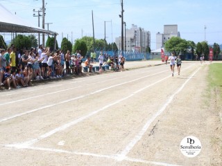 
<a style='margin-left: 5px;' class='btn btn-xs btn-social btn-facebook' href='https://www.facebook.com/sharer/sharer.php?u=https://www.boladovale.com.br/imgs/800-800-90/conteudo/fotos/1737/img8673.jpg' rel='popup' data-width='500' data-height='400'><i class='fa fa-facebook'></i>Compartilhar <span class='hidden-xs'>no Facebook</span>
</a> 
<a class='btn btn-default btn-xs' target='_blank' href='imgs/800-800-90/conteudo/fotos/1737/img8673.jpg'>
<span class='glyphicon glyphicon-cloud-download'></span> Salvar
</a> 
<span></span>